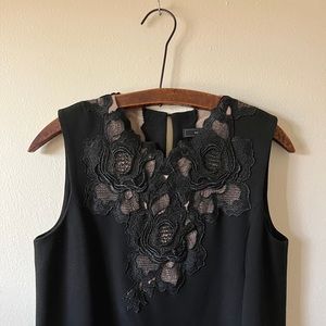 BCBG Black & Tan Nude Illusion Floral Lace Appliqué Structured Clean Line Mini S